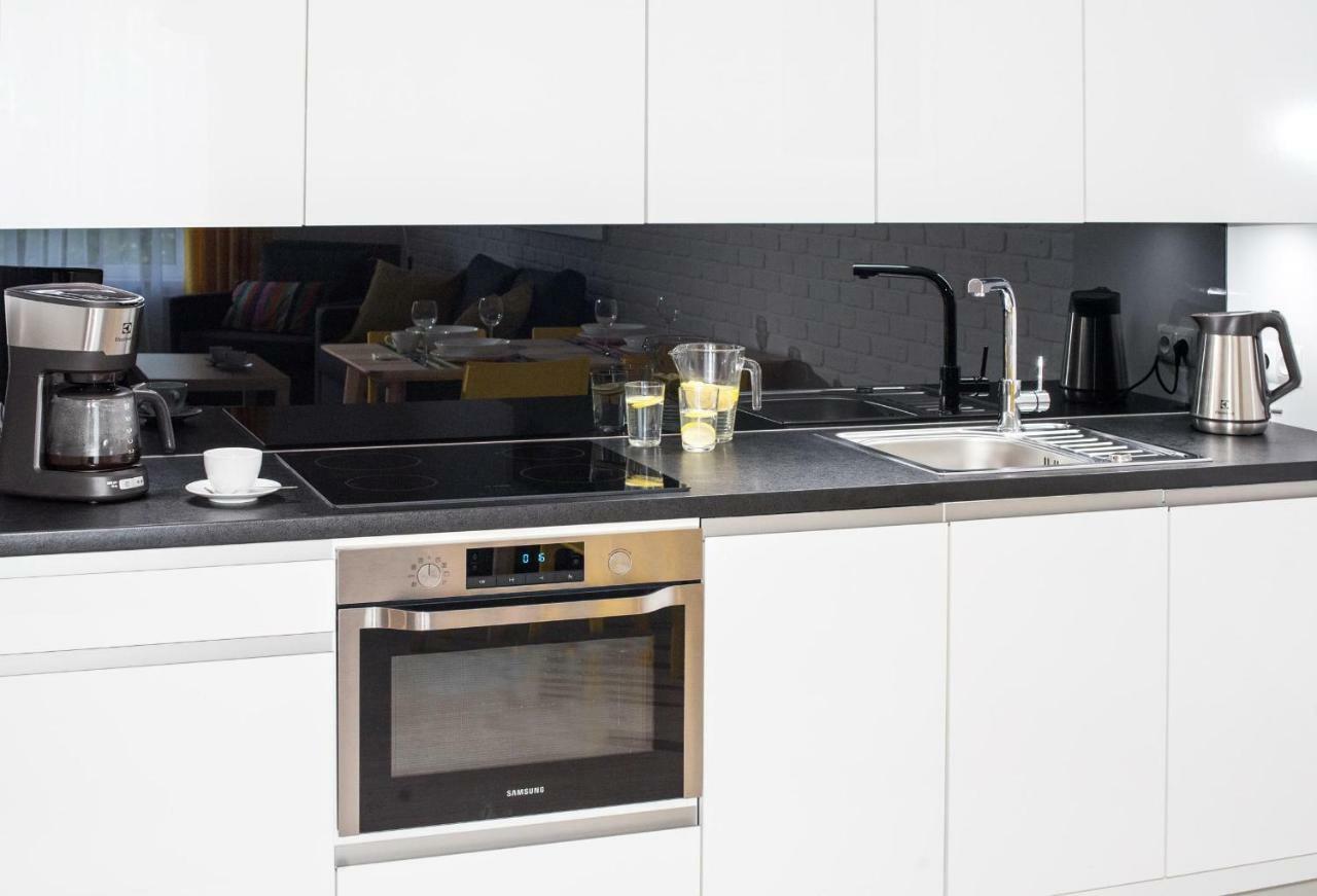 Lato Apartament Solna 11C Z Garazem Kolobrzeg Bagian luar foto